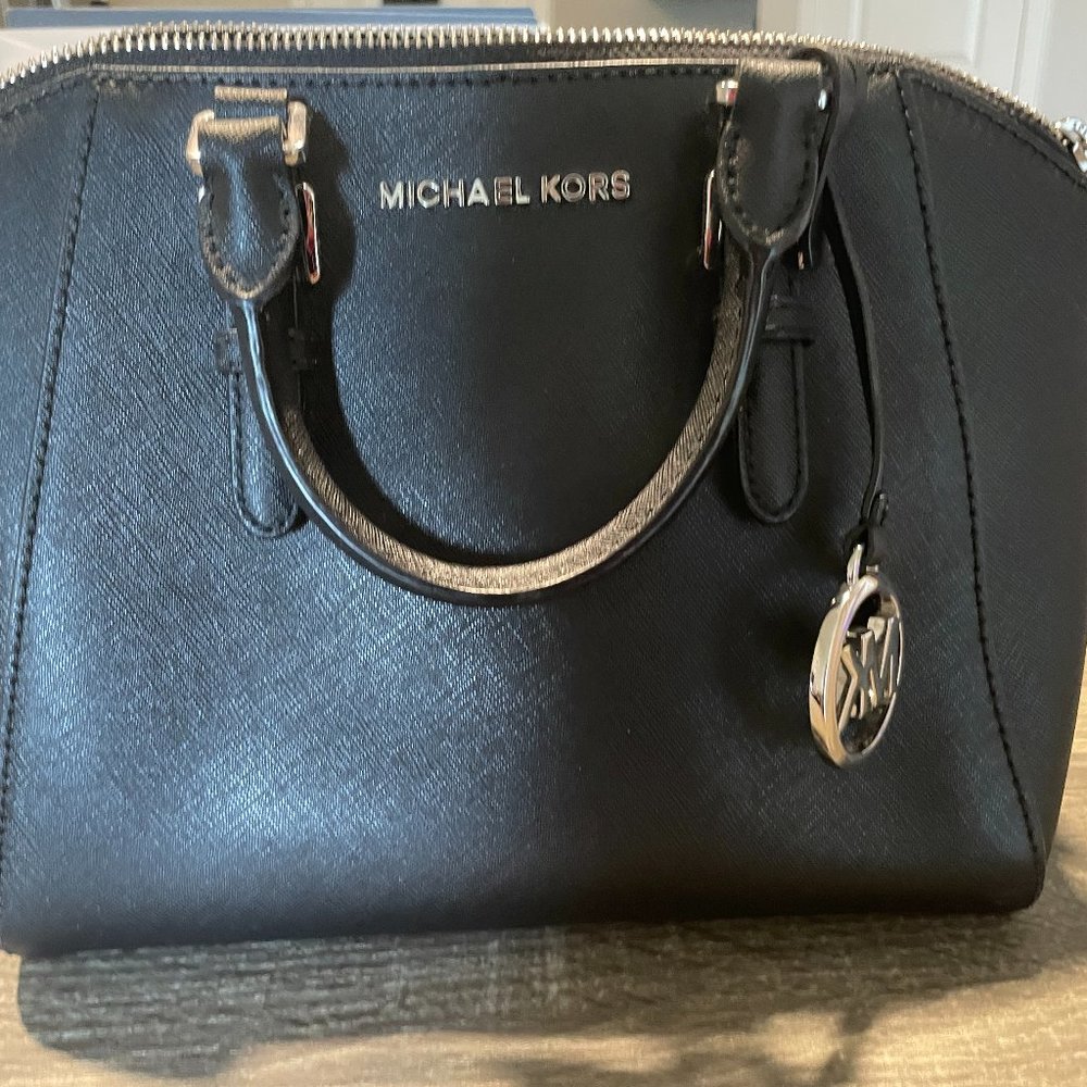 Michael Kors Ciara Medium Saffiano Leather Messenger Bag - Black